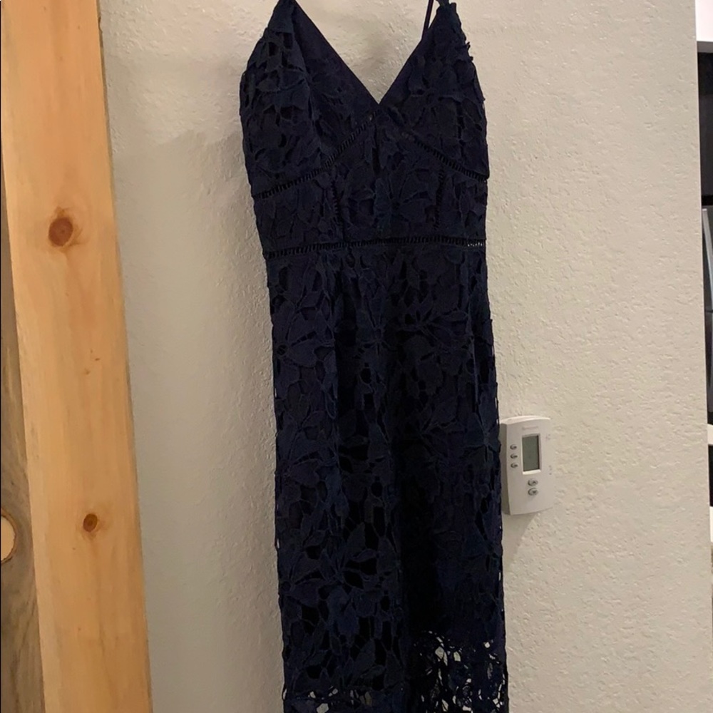 Navy dress, great for a wedding!